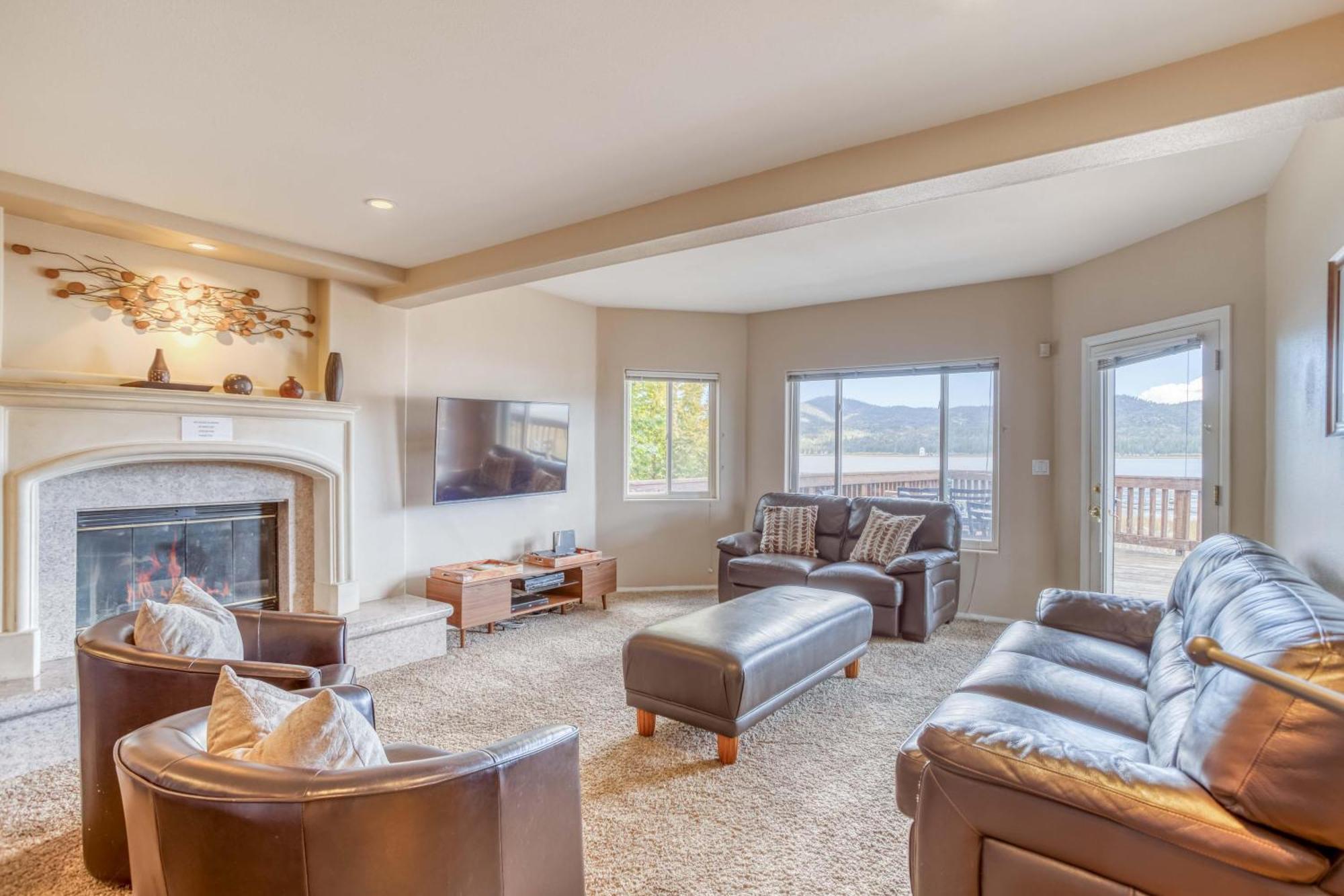 032 - Lakefront Village Escape Big Bear Lake Εξωτερικό φωτογραφία